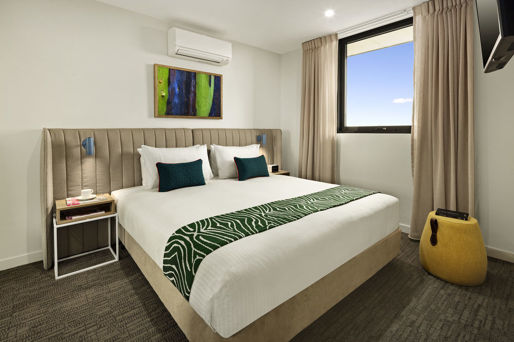 Quest Aparthotel 4*